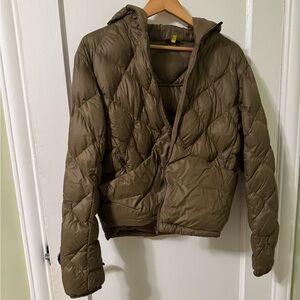 Hikerkind Packable Down Puffer 01